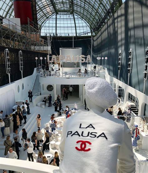 replica chanel la pausa cruise|Chanel Sets Sail With Nautical.